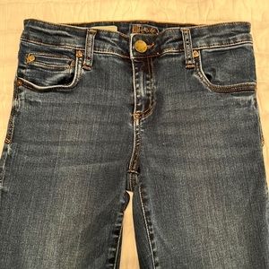 Kut from the Kluth toothpick skinny jeans size 6L excellent condition.